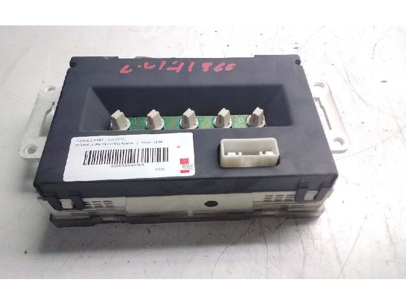 Recambio de pantalla multifuncion para nissan almera (n16/e) acenta referencia OEM IAM NS0124323  