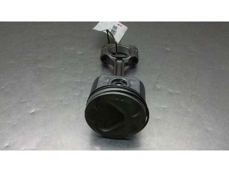 Recambio de piston para nissan juke (f15) 1.6 16v referencia OEM IAM   