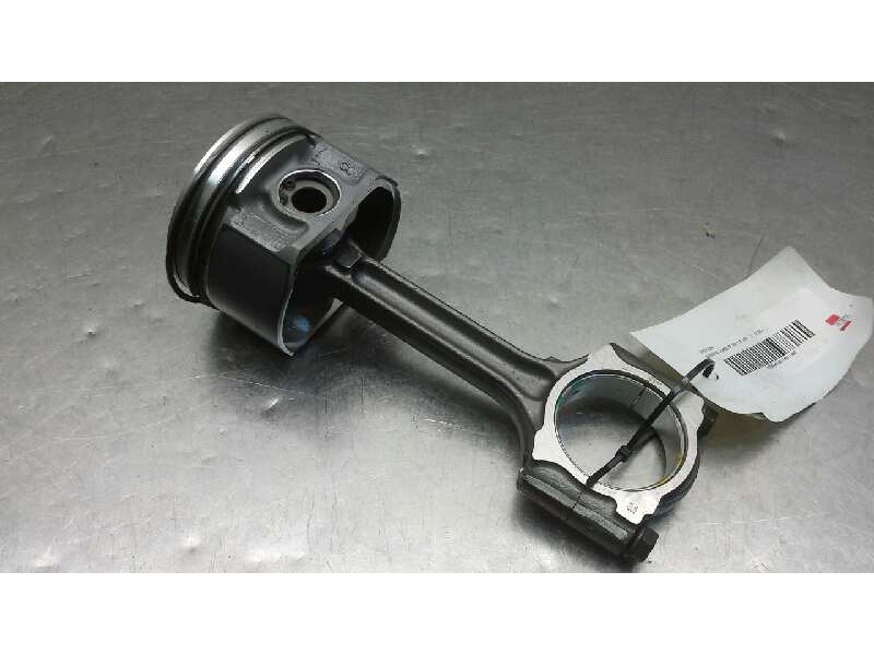 Recambio de piston para nissan juke (f15) 1.6 16v referencia OEM IAM   