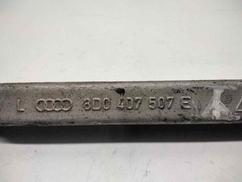 Recambio de brazo suspension superior delantero izquierdo para volkswagen passat berlina (3b3) comfortline referencia OEM IAM 8D