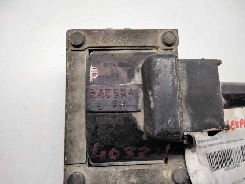 Recambio de bobina encendido para renault rapid/express (f40) 1.3 básico familiar / rl (f406) referencia OEM IAM SAE504 MAGNETI 