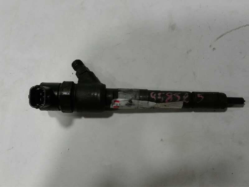 Recambio de inyector para fiat idea (135) 1.3 16v jtd 16v dynamic plus (10.2005) referencia OEM IAM 0445110083  
