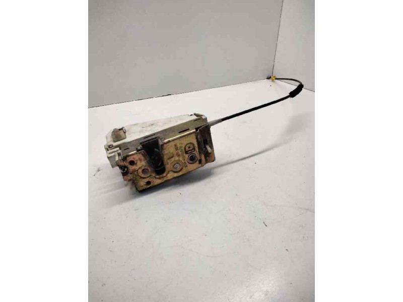 Recambio de cerradura puerta trasera izquierda para ford escort berl./turnier básico berlina referencia OEM IAM 92AB-A264A27-BD 