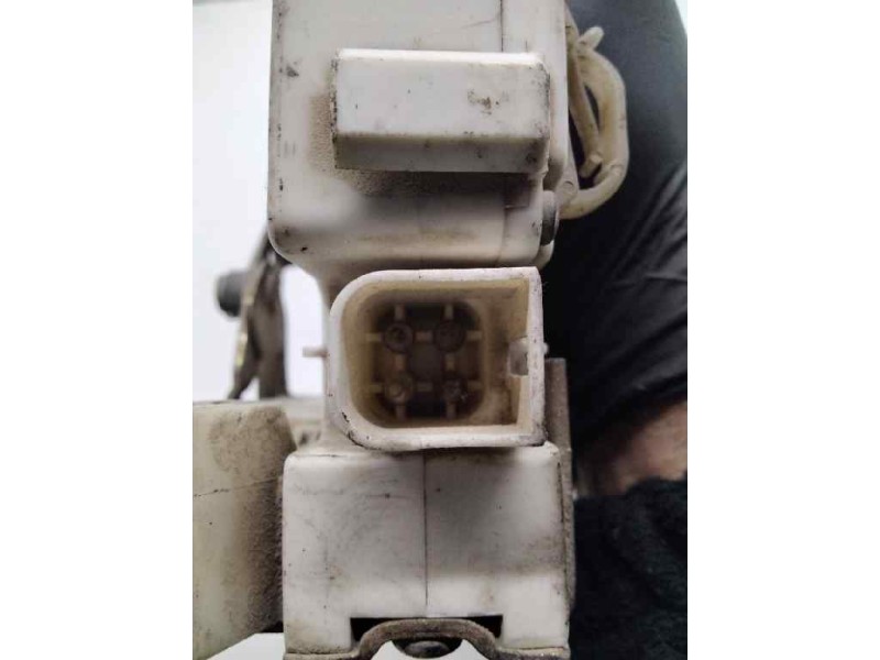 Recambio de cerradura puerta trasera izquierda para ford escort berl./turnier básico berlina referencia OEM IAM 92AB-A264A27-BD 