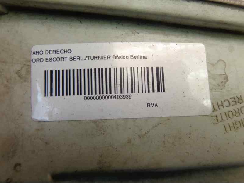 Recambio de faro derecho para ford escort berl./turnier básico berlina referencia OEM IAM 1076554  