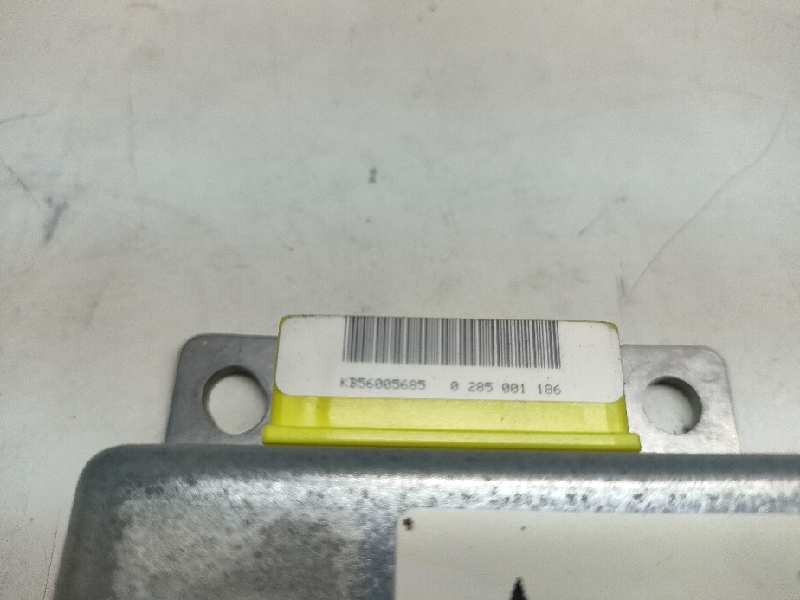 Recambio de centralita airbag para nissan terrano/terrano.ii (r20) referencia OEM IAM 0285001137  