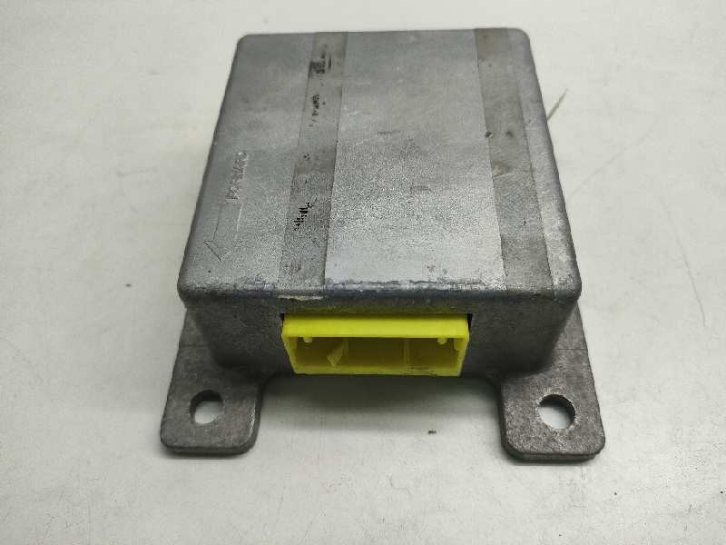 Recambio de centralita airbag para nissan almera (n15) referencia OEM IAM 285562N100  