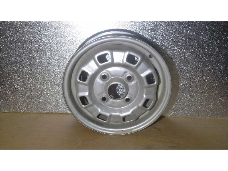 Recambio de llanta hierro para ford fiesta (cbk) referencia OEM IAM 124TORNILLOS FORD FIESTA 