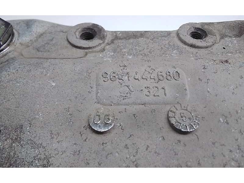 Recambio de carter para peugeot 1007 dolce referencia OEM IAM 9641444680  