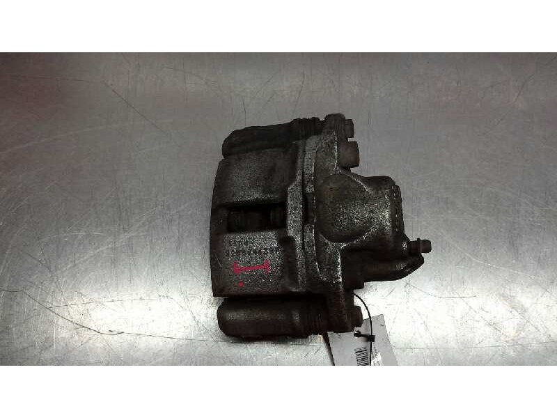 Recambio de pinza freno delantera izquierda para dacia sandero ambiance music referencia OEM IAM 8200944397  