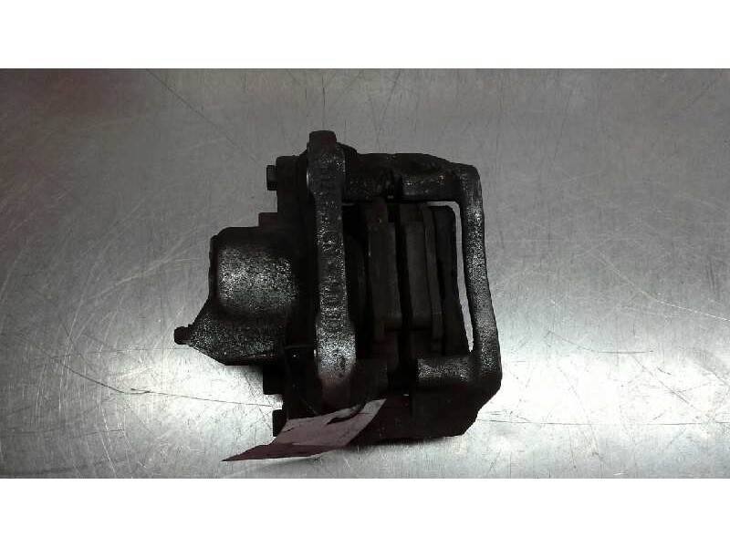 Recambio de pinza freno delantera izquierda para dacia sandero ambiance music referencia OEM IAM 8200944397  