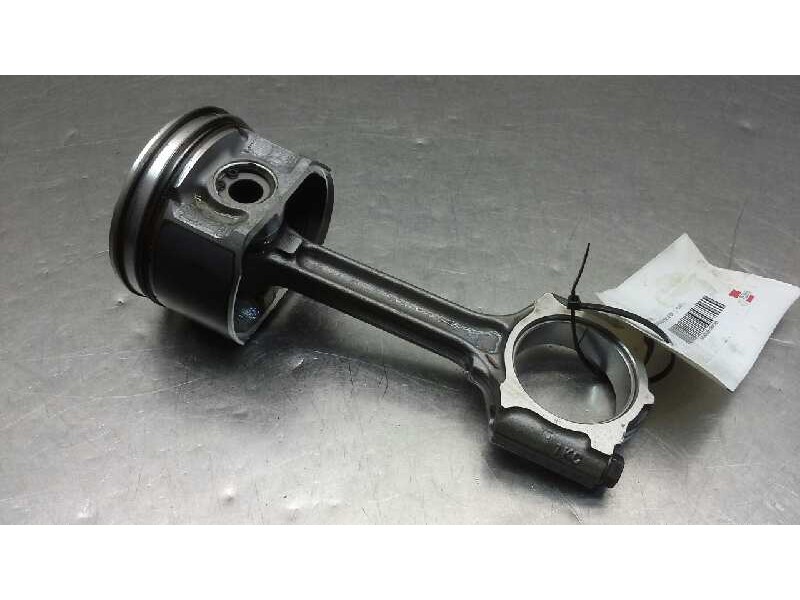 Recambio de piston para nissan juke (f15) 1.6 16v referencia OEM IAM   