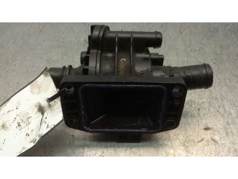 Recambio de caja termostato para ford focus berlina (cap) trend referencia OEM IAM 9647767180  
