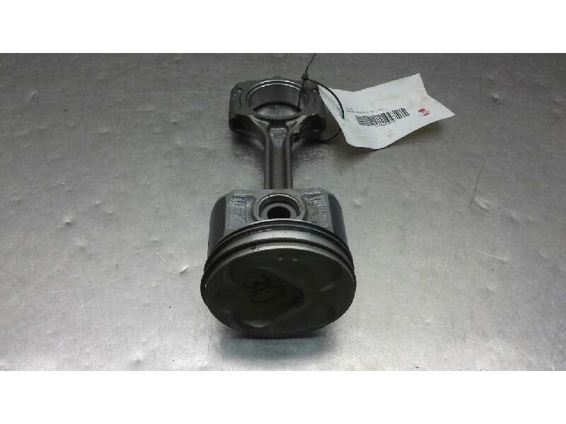 Recambio de piston para nissan juke (f15) 1.6 16v referencia OEM IAM   