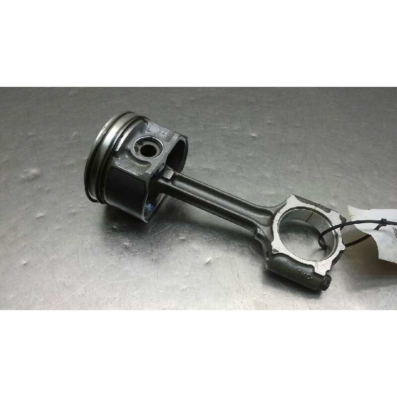 Recambio de piston para nissan juke (f15) 1.6 16v referencia OEM IAM   