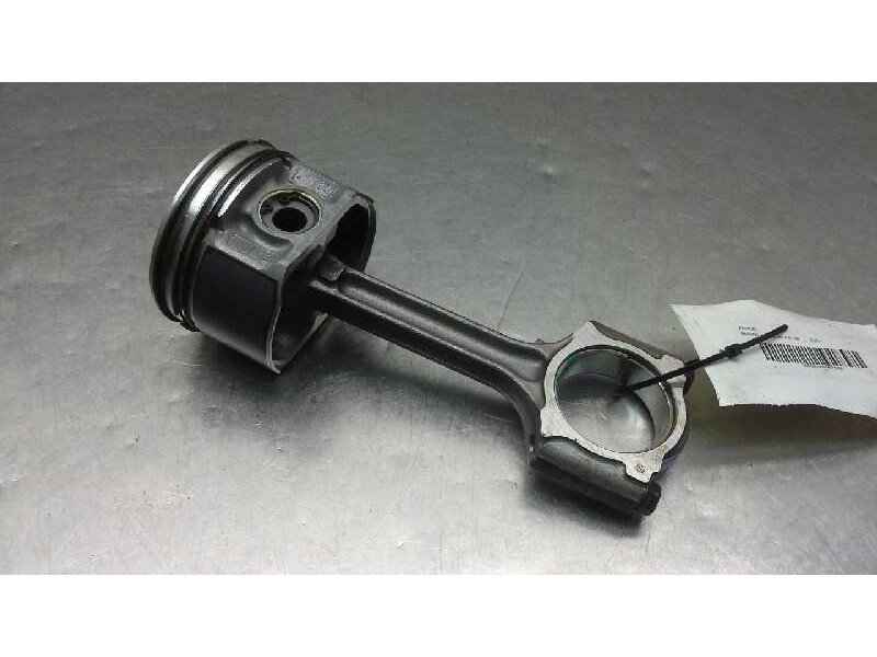 Recambio de piston para nissan juke (f15) 1.6 16v referencia OEM IAM   