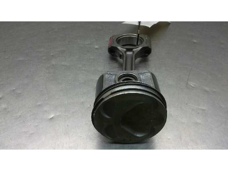 Recambio de piston para nissan juke (f15) 1.6 16v referencia OEM IAM   
