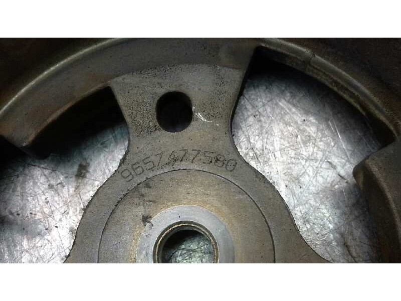 Recambio de polea arbol levas para citroen berlingo hdi 75 600 first kasten referencia OEM IAM 9657477580  