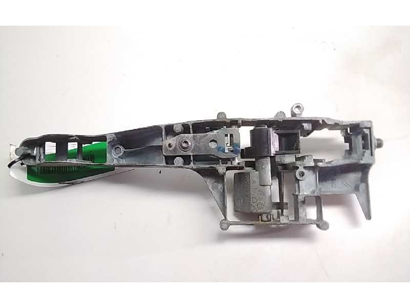 Recambio de soporte maneta puerta trasera izquierda para peugeot 308 sw premium referencia OEM IAM   