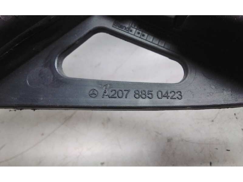 Recambio de rejilla paragolpes delantero para mercedes clase clk (w207) coupe 250 cdi blueefficiency (207.303) referencia OEM IA