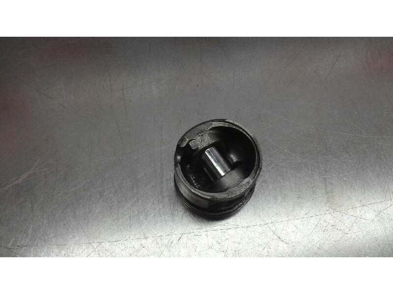 Recambio de piston para volkswagen golf v berlina (1k1) 2.0 tdi referencia OEM IAM   