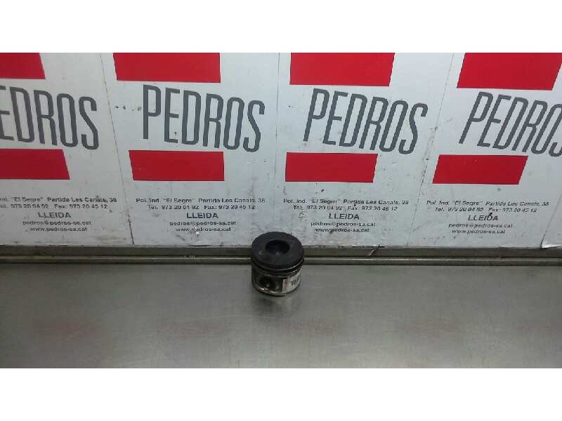 Recambio de piston para volkswagen golf v berlina (1k1) 2.0 tdi referencia OEM IAM   