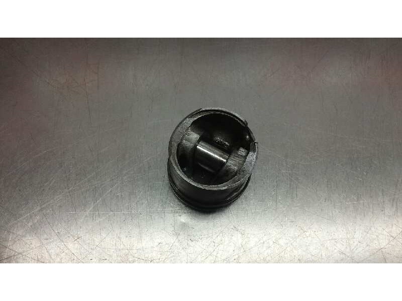 Recambio de piston para volkswagen golf v berlina (1k1) 2.0 tdi referencia OEM IAM   