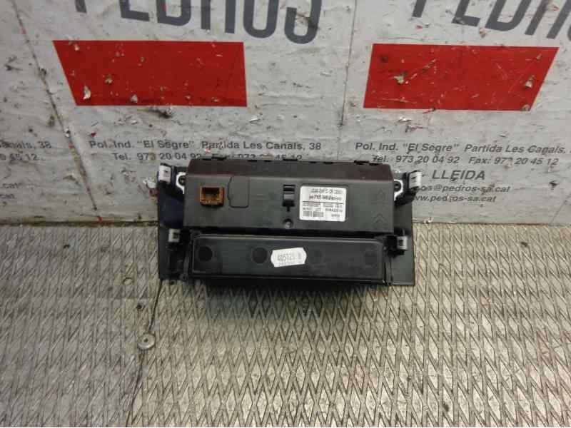 Recambio de reloj cuenta kilometros para citroen c4 lim. seduction referencia OEM IAM NS642519  