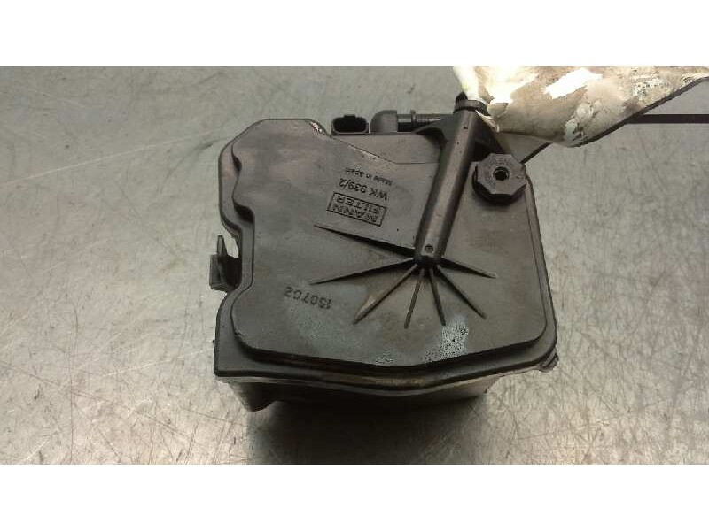 Recambio de filtro gasoil para mazda 3 berlina (bk) 1.6 cd diesel cat referencia OEM IAM WK9392  