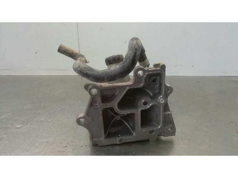 Recambio de soporte bomba agua para nissan juke (f15) 1.6 16v referencia OEM IAM   