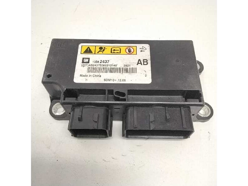 Recambio de centralita airbag para chevrolet orlando ltz referencia OEM IAM 13582437  