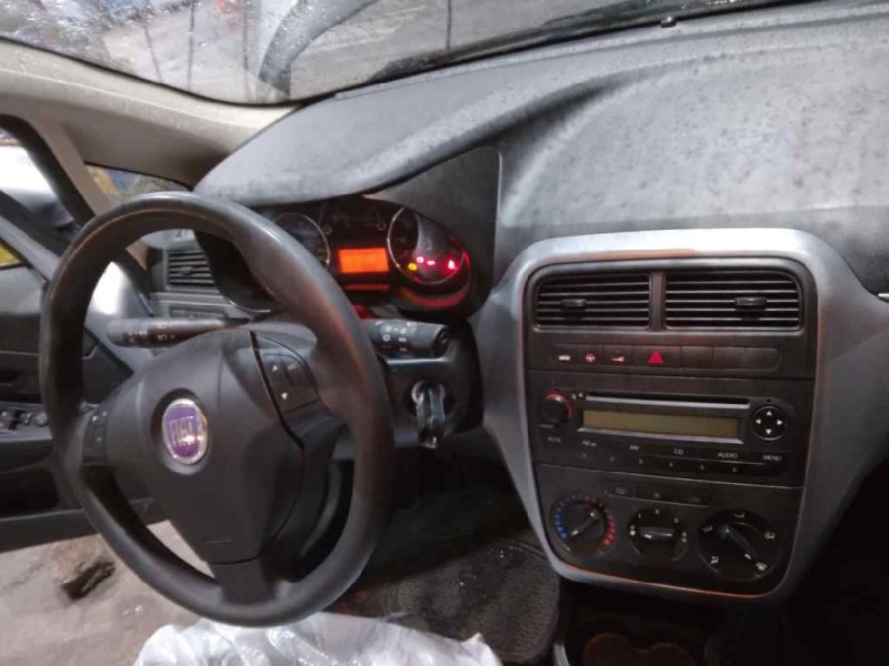 fiat punto (evo) (199) del año 2009