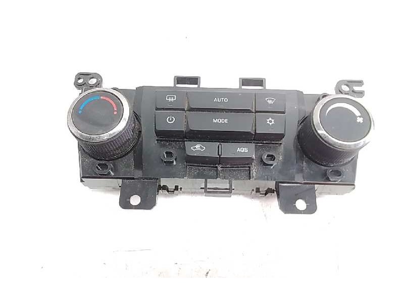 Recambio de mando calefaccion / aire acondicionado para chevrolet orlando ltz referencia OEM IAM 387057811362453  