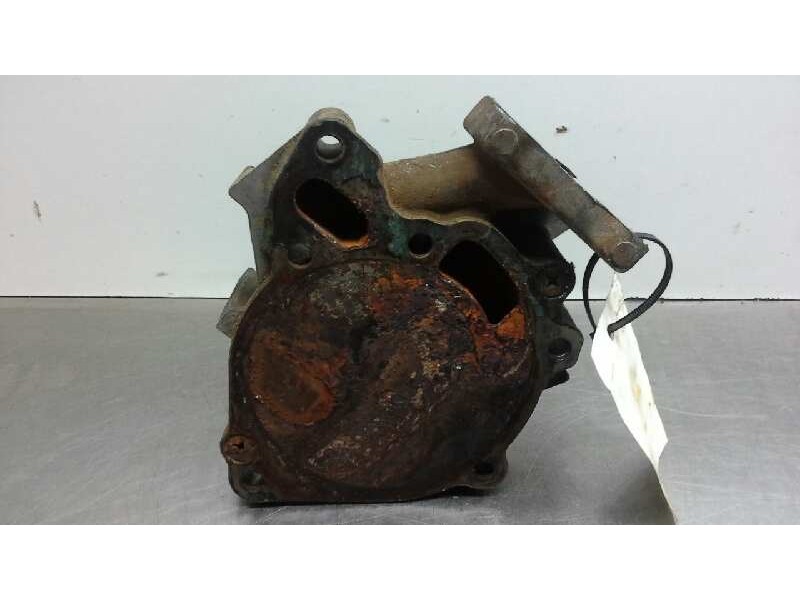 Recambio de bomba agua para mitsubishi galloper (hyundai) 2.5 td cat referencia OEM IAM   