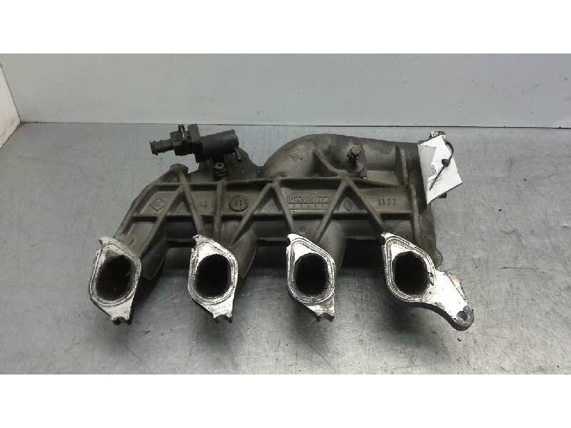Recambio de colector admision para renault scenic ii 1.9 dci diesel referencia OEM IAM 8200272607  
