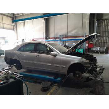 MERCEDES-BENZ CLASE C (W203) de desguace