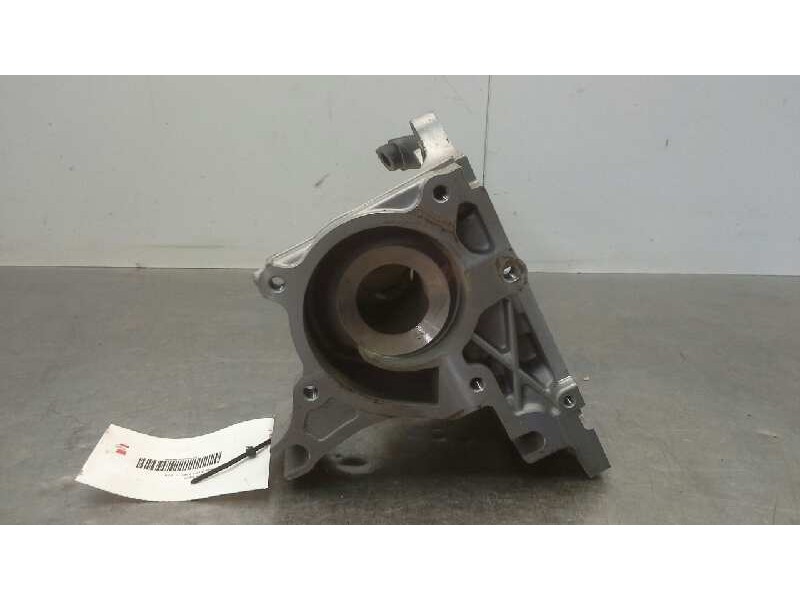 Recambio de soporte bomba agua para nissan juke (f15) 1.6 16v referencia OEM IAM   