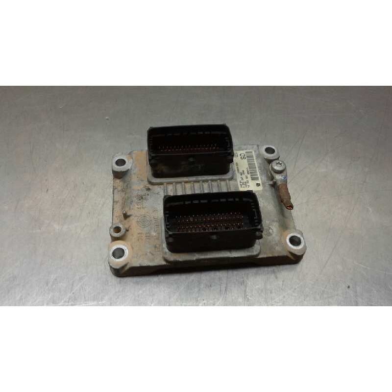 Recambio de centralita motor uce para opel meriva 1.7 16v cdti cat referencia OEM IAM 0261207962 179 