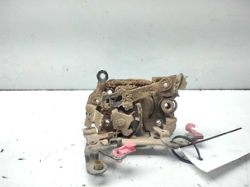 Recambio de cerradura puerta delantera derecha para nissan terrano (wd21) freeway referencia OEM IAM   