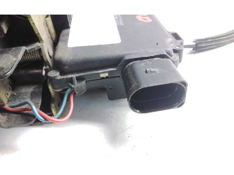 Recambio de cerradura puerta delantera derecha para volkswagen passat berlina (3b2) comfortline referencia OEM IAM 3B18370160  