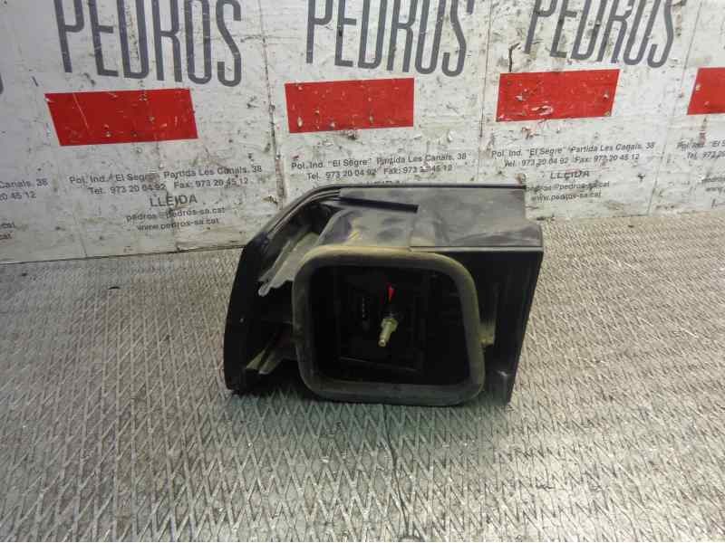 Recambio de piloto trasero derecho para citroen xantia berlina 1.8i sx / 1.8 sx referencia OEM IAM 95668016  