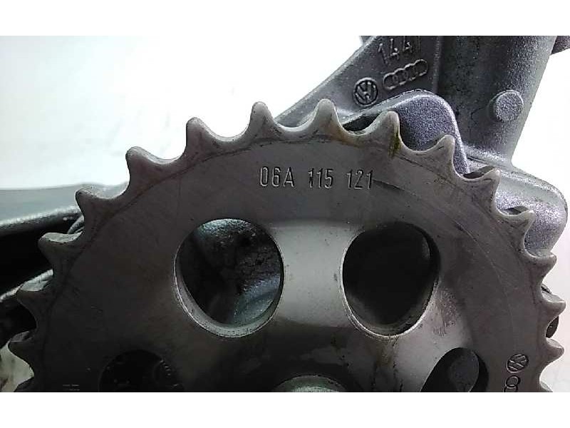 Recambio de bomba aceite para volkswagen t5 transporter/furgoneta caja cerrada referencia OEM IAM 038115105D SAN LUÍS 