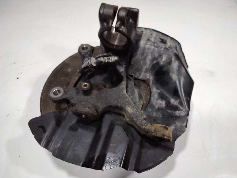 Recambio de mangueta delantera izquierda para bmw serie 3 coupe (e46) 318 ci referencia OEM IAM 31211096429  