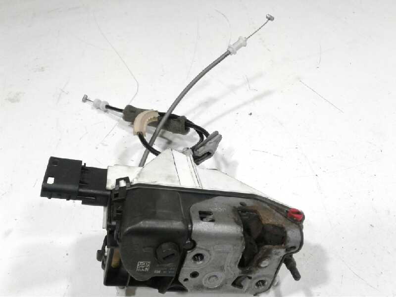 Recambio de cerradura puerta trasera derecha para citroen c4 cactus shine referencia OEM IAM 9801690380  