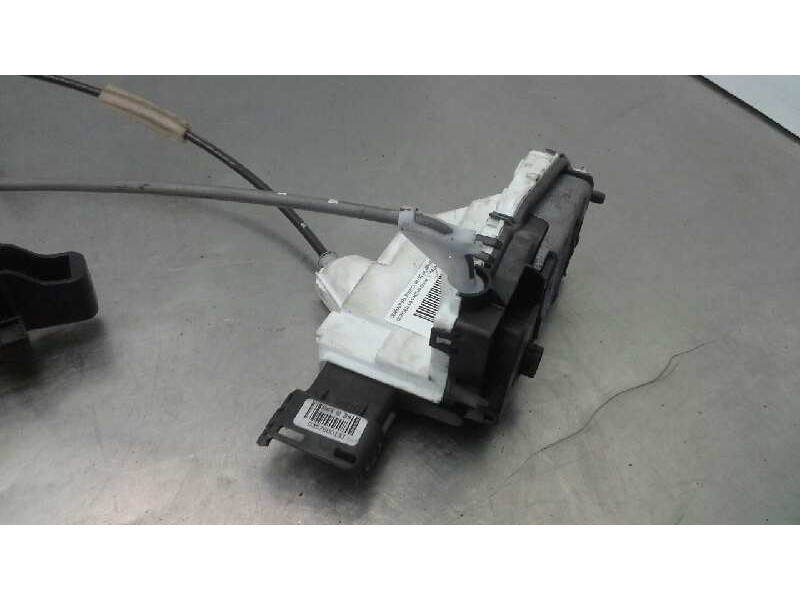 Recambio de cerradura puerta trasera izquierda para citroen c4 cactus shine referencia OEM IAM 9801690480  