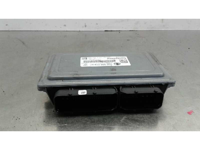 Recambio de centralita motor uce para skoda fabia combi active referencia OEM IAM 03E906019AE 5WA11018 