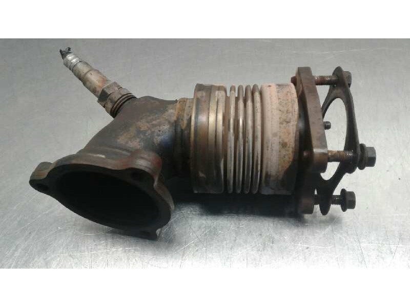 Recambio de tubo escape delantero para volvo v40 familiar 2.0 t referencia OEM IAM TUBOSALIDAFLEXO  