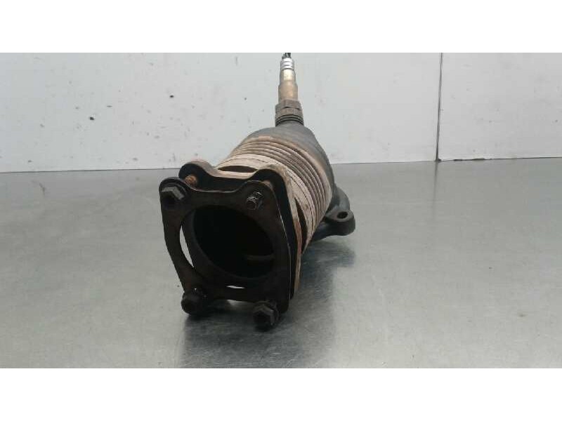 Recambio de tubo escape delantero para volvo v40 familiar 2.0 t referencia OEM IAM TUBOSALIDAFLEXO  