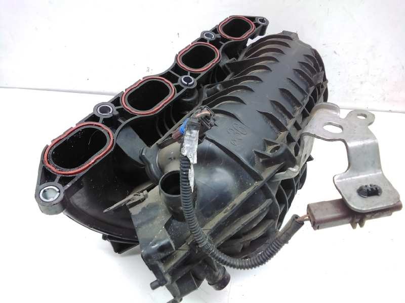 Recambio de colector admision para peugeot 3008 confort referencia OEM IAM 0261230136  