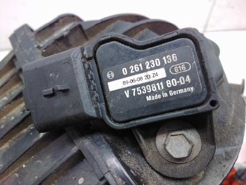 Recambio de colector admision para peugeot 3008 confort referencia OEM IAM 0261230136  